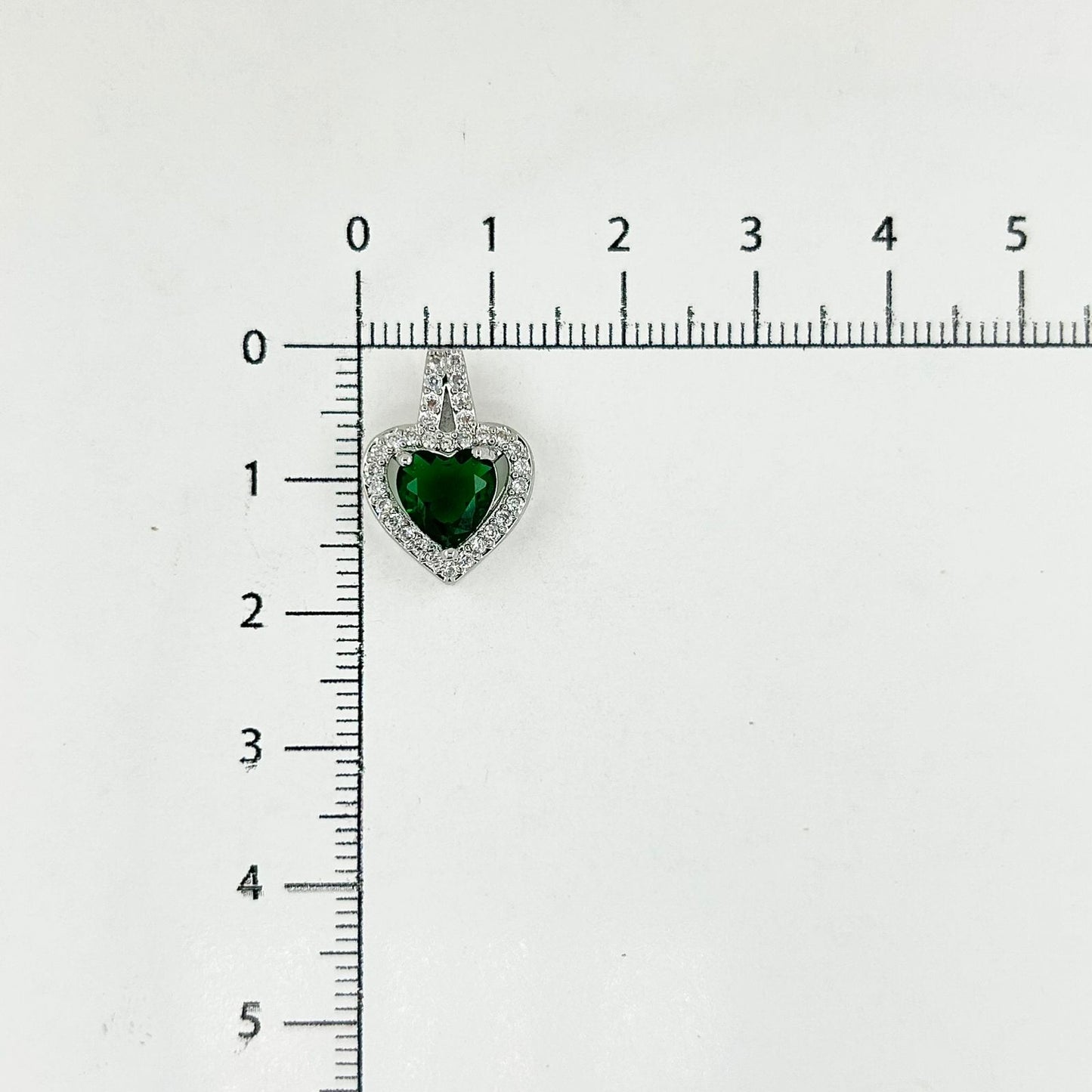DIJE CORAZÓN PLATEADO