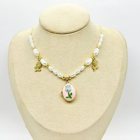 COLLAR RELICARIO FLOR