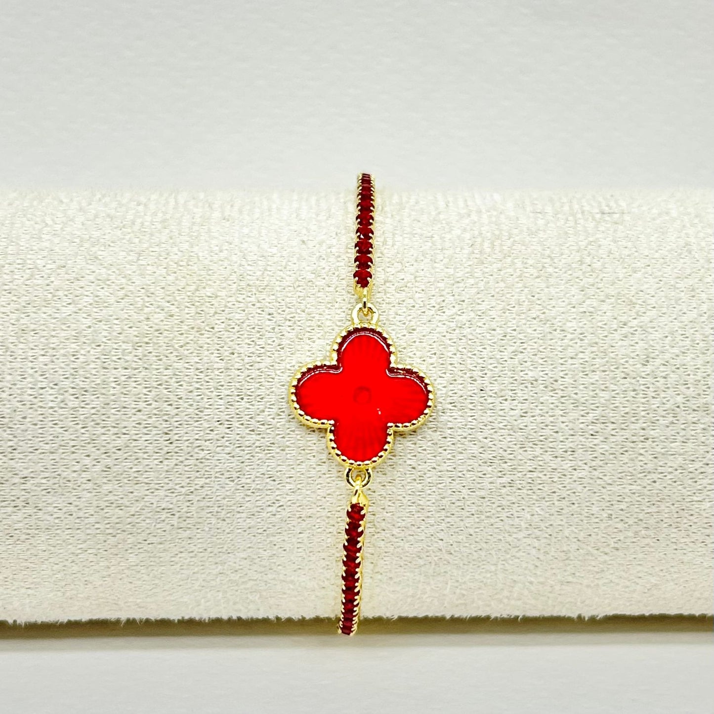 PULSERA TREBOL ROJO