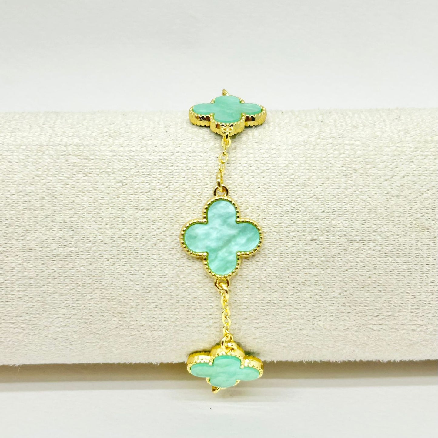 PULSERA TREBOL VERDE MENTA