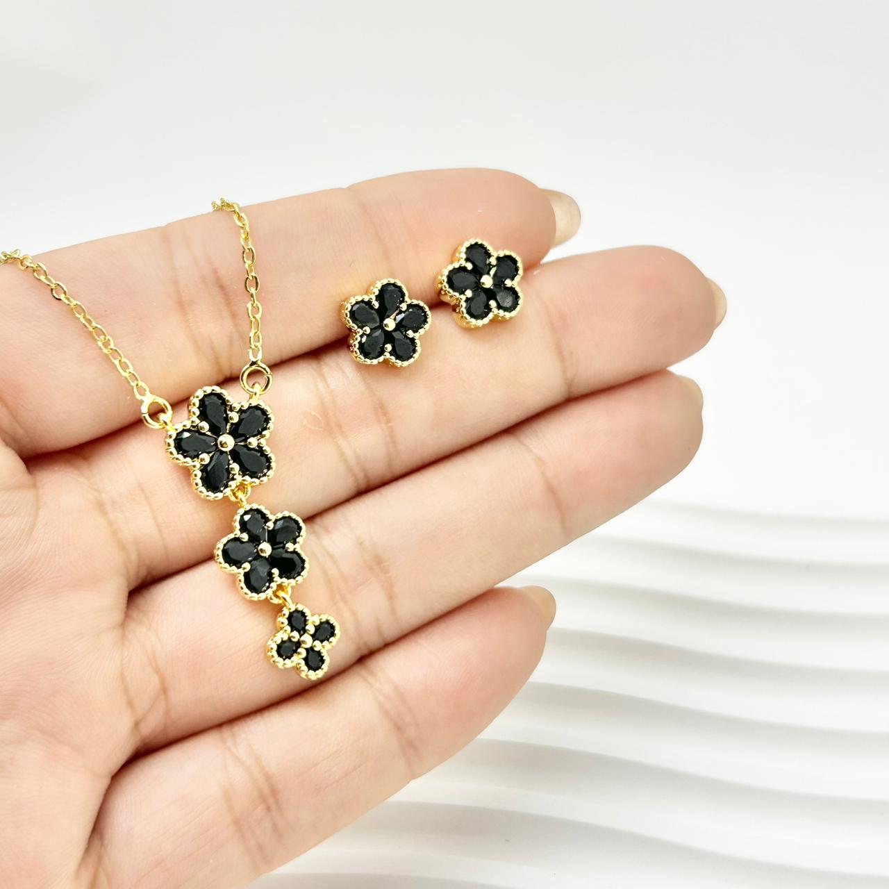 SET FLORES NEGRAS