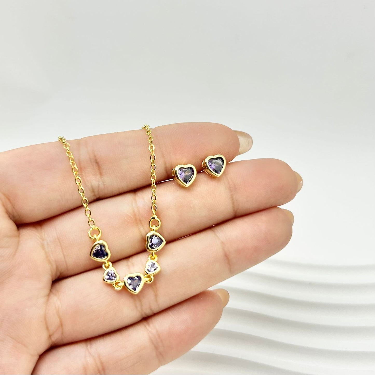 SET CORAZONES MORADOS