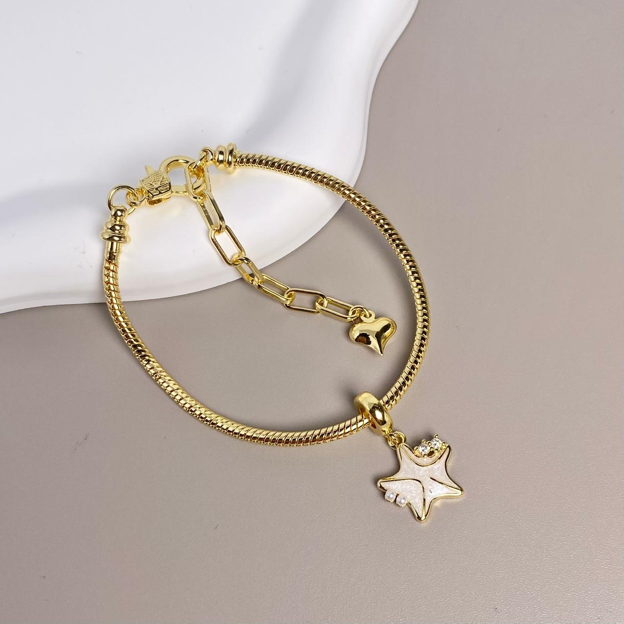 PULSERA CON DIJE ESTRELLA