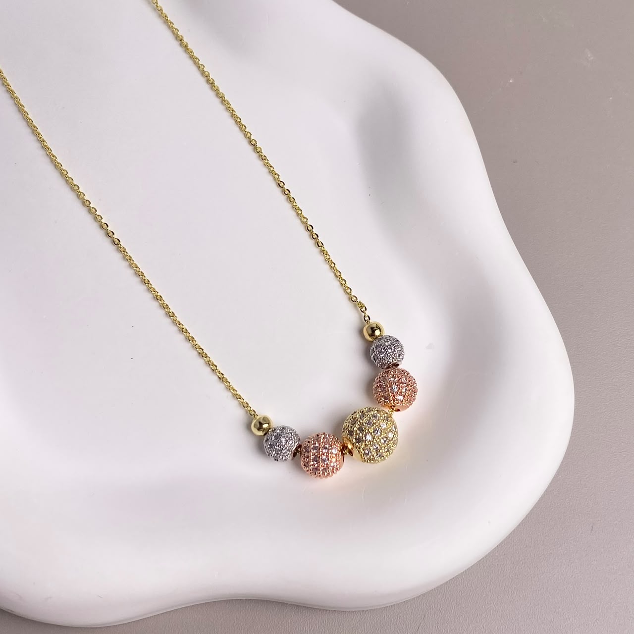 COLLAR TRES OROS