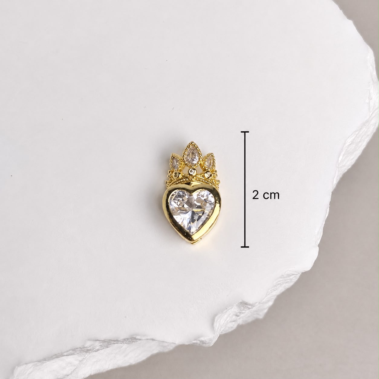 DIJE CORAZON CORONA