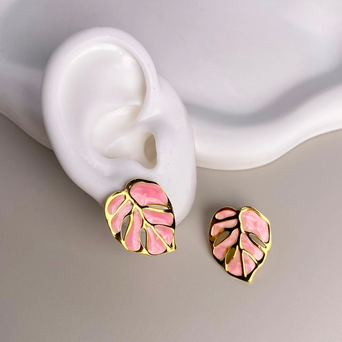ARETES HOJAS