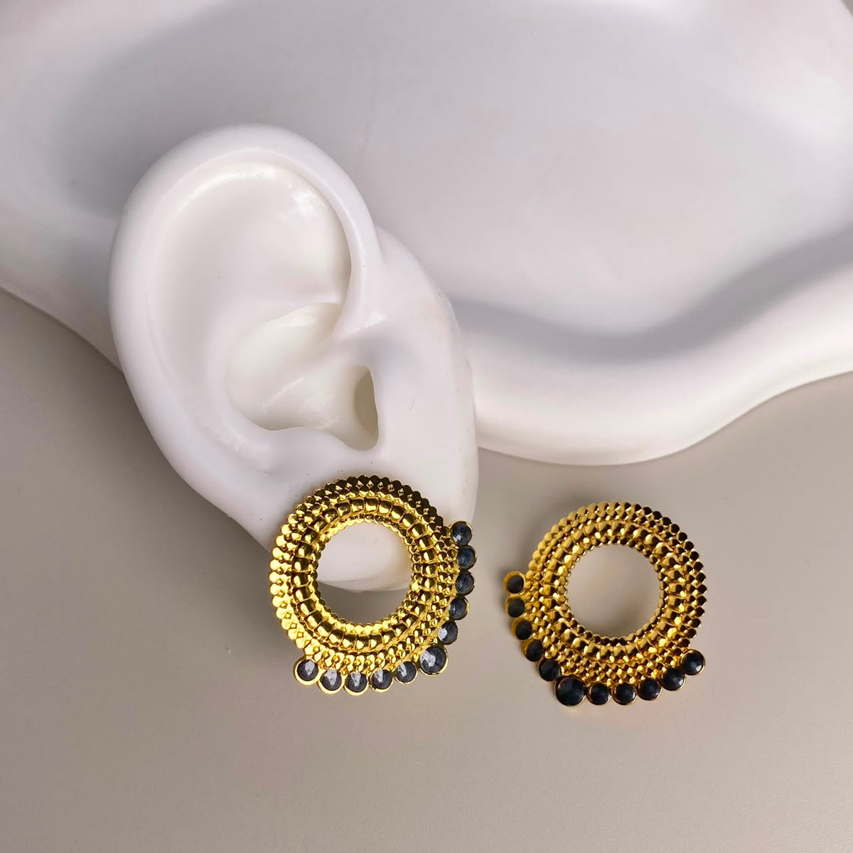 ARETES DORADO