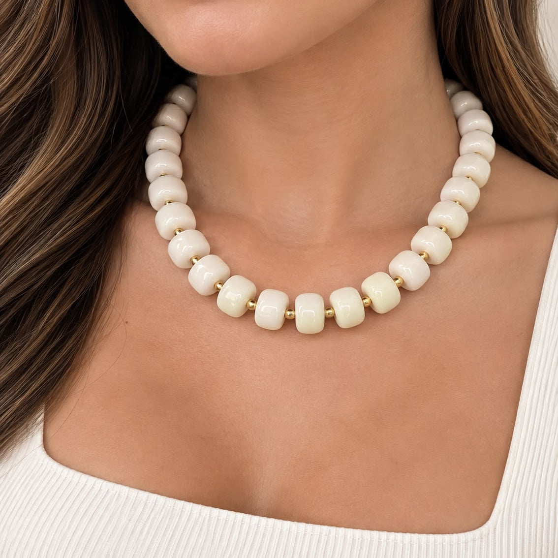 COLLAR OVALO BEIGE