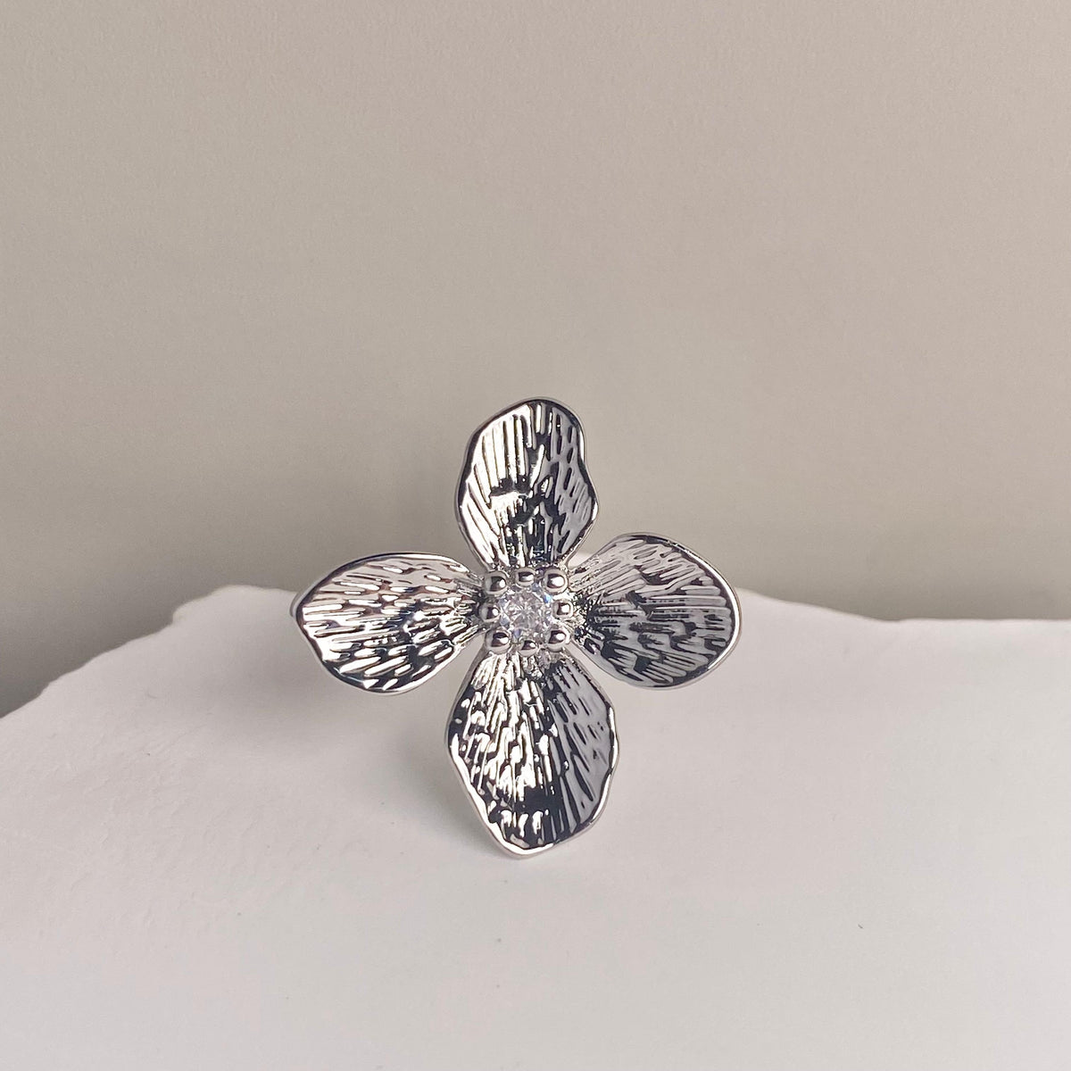 ANILLO FLOR PLATEADO