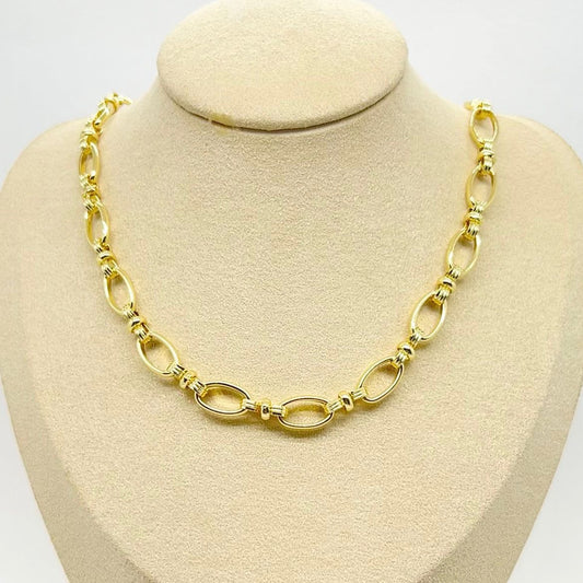 COLLAR OVALO NUDO