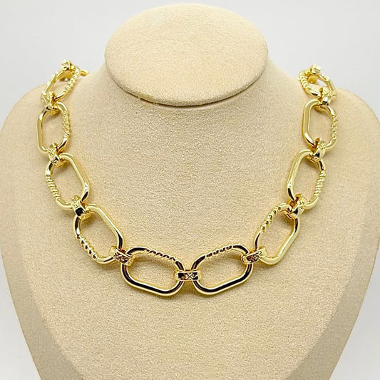 COLLAR CUADRO