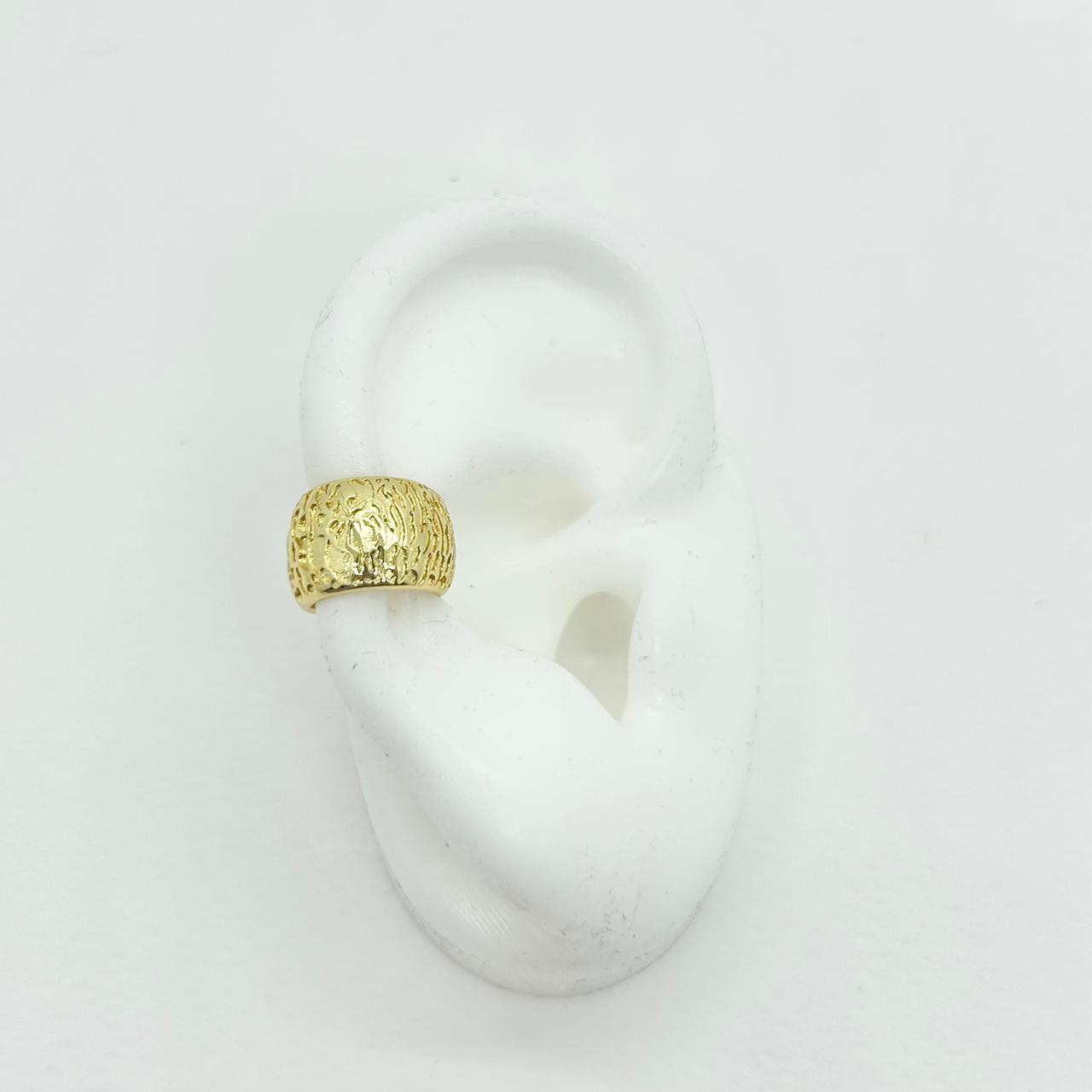 EARCUFF