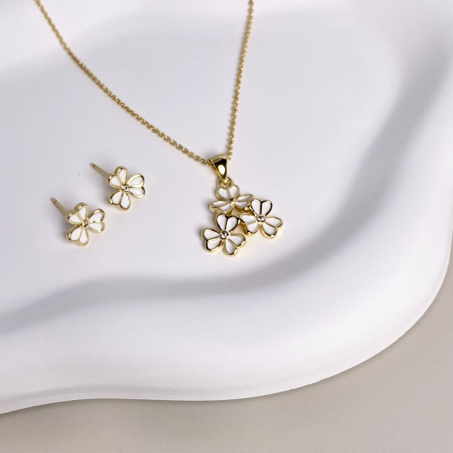 SET TRES FLORES BLANCO