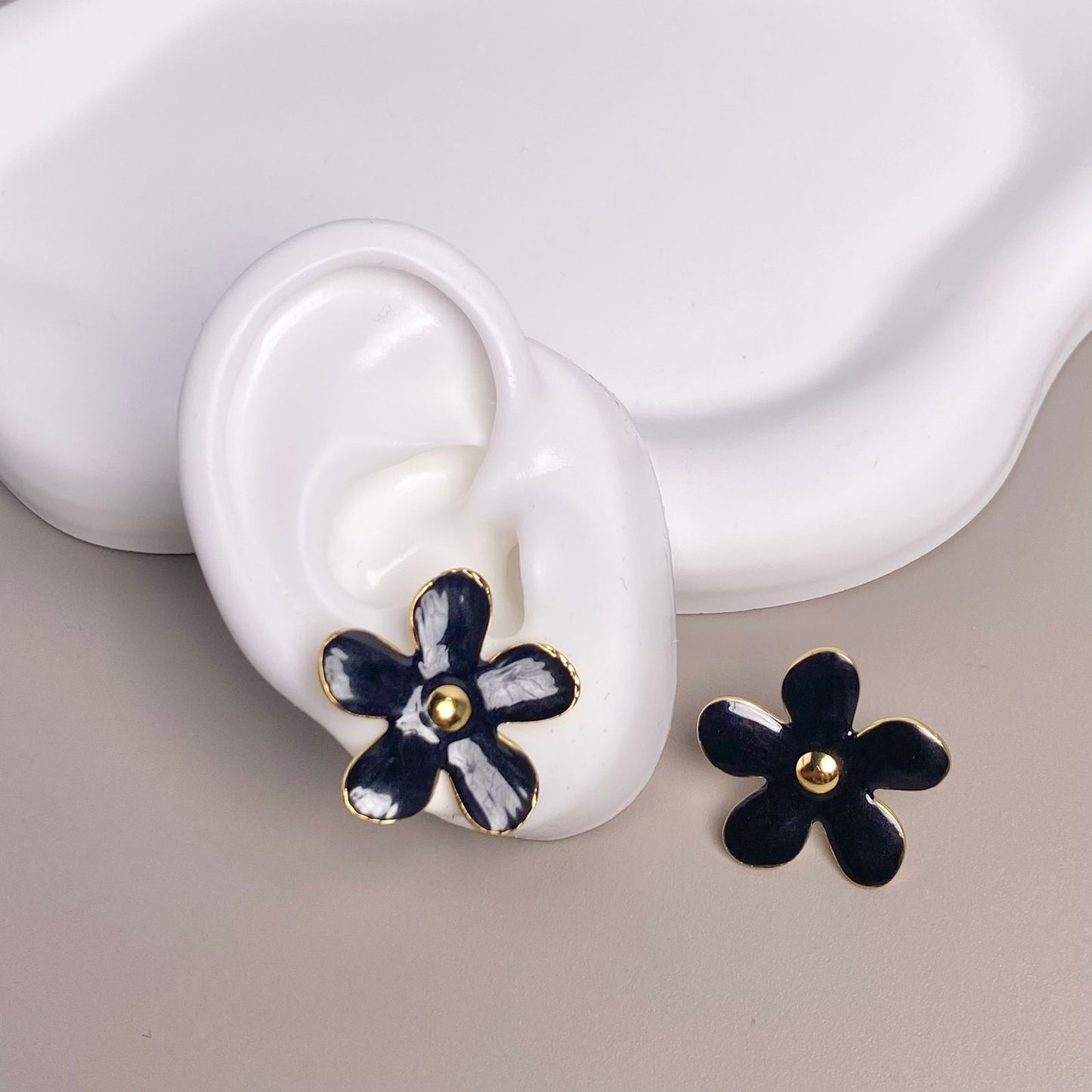 ARETES FLOR