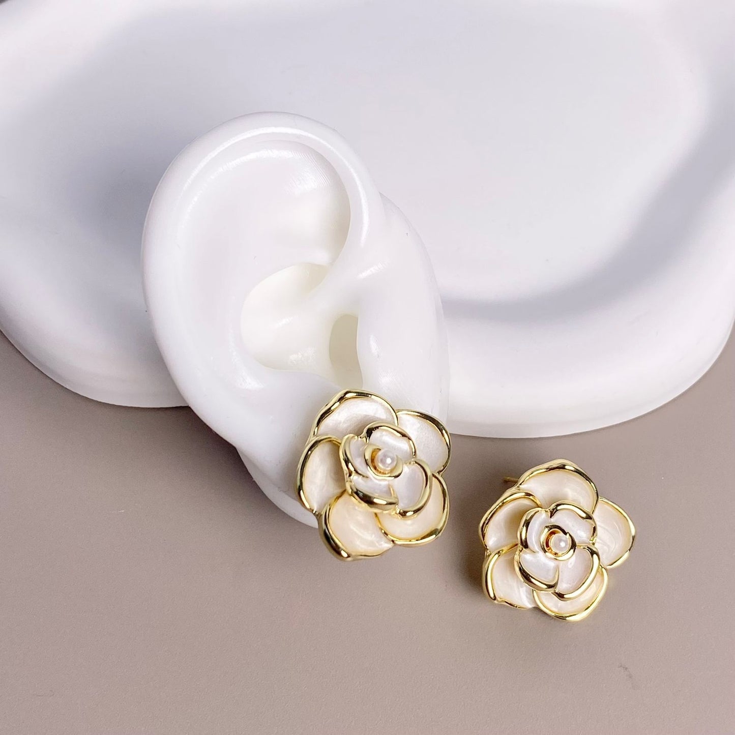 TOPO FLOR BLANCO