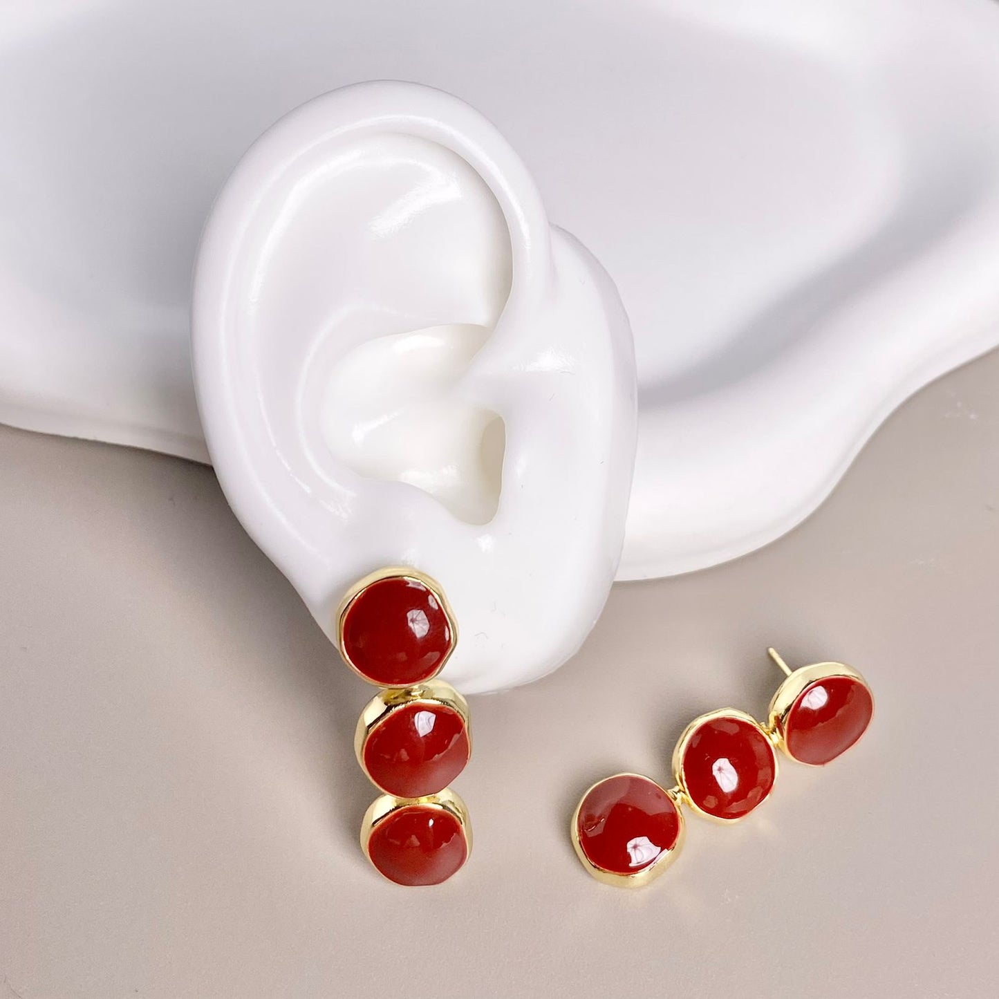 ARETE CIRCULOS ROJO