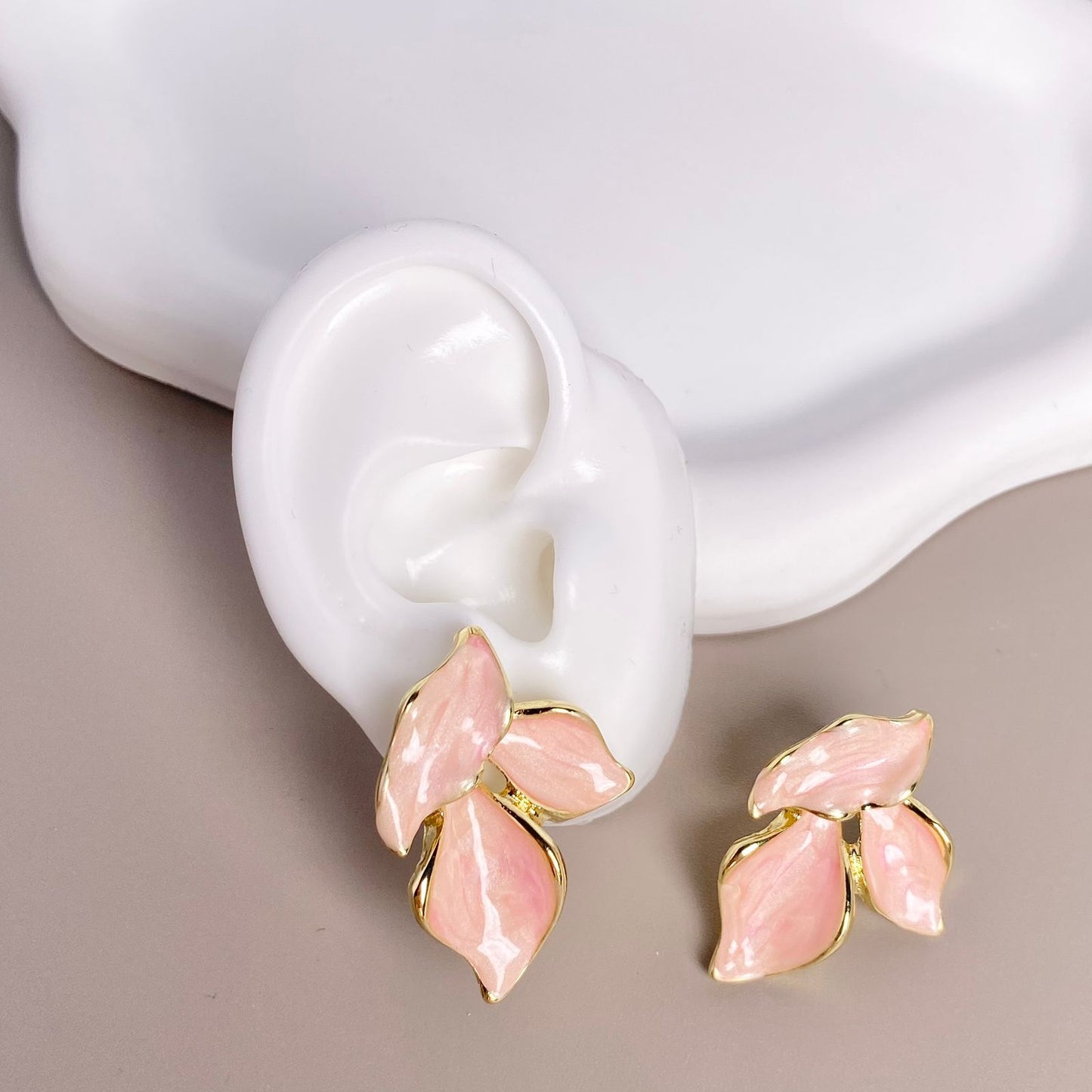 ARETE HOJAS ROSA
