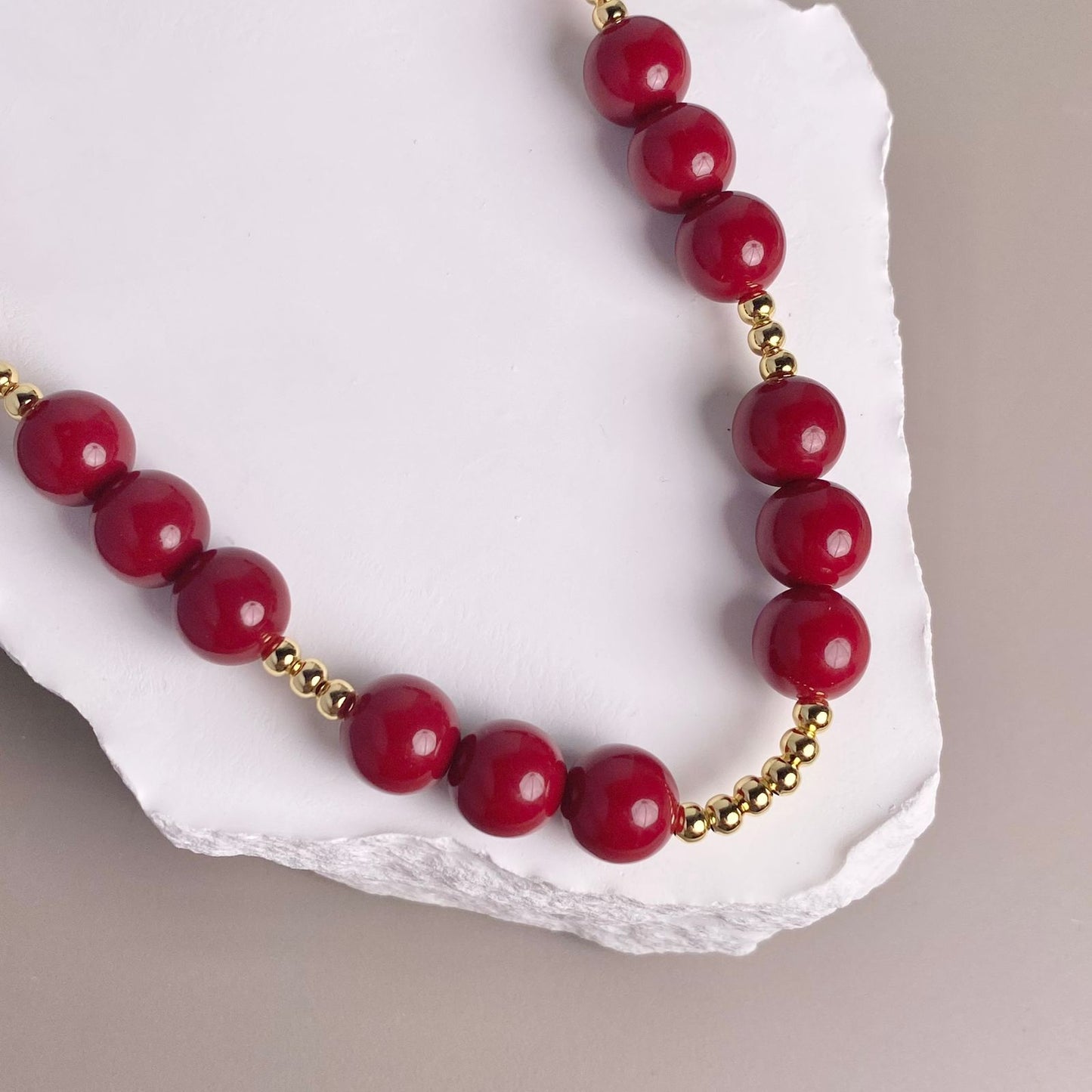 COLLAR VINOTINTO