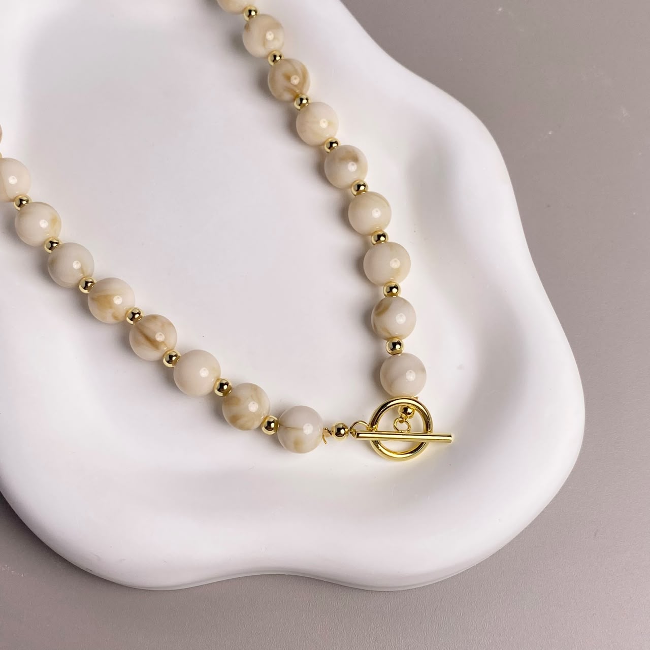 COLLAR BEIGE