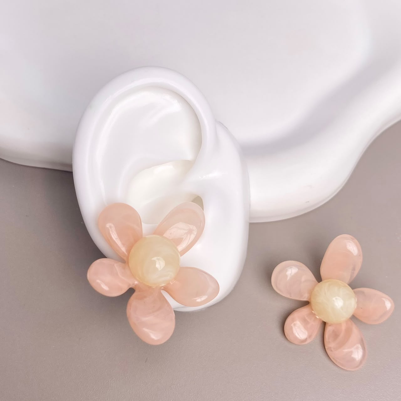 ARETE FLOR ROSADA