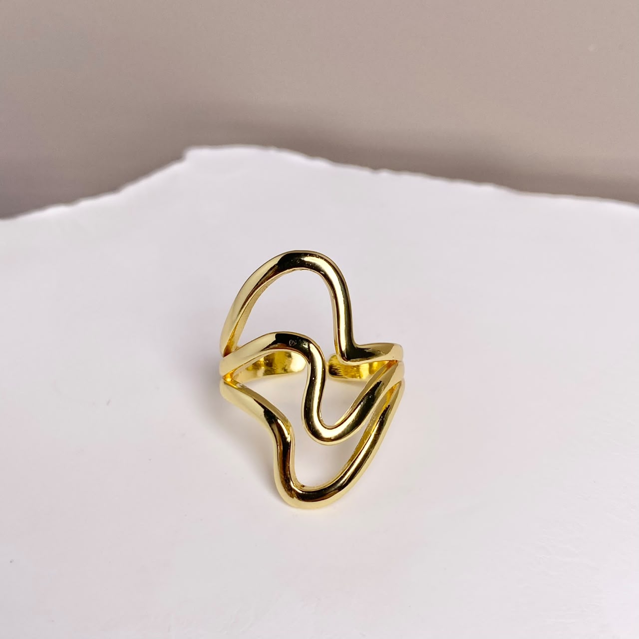 ANILLO ABSTRATO