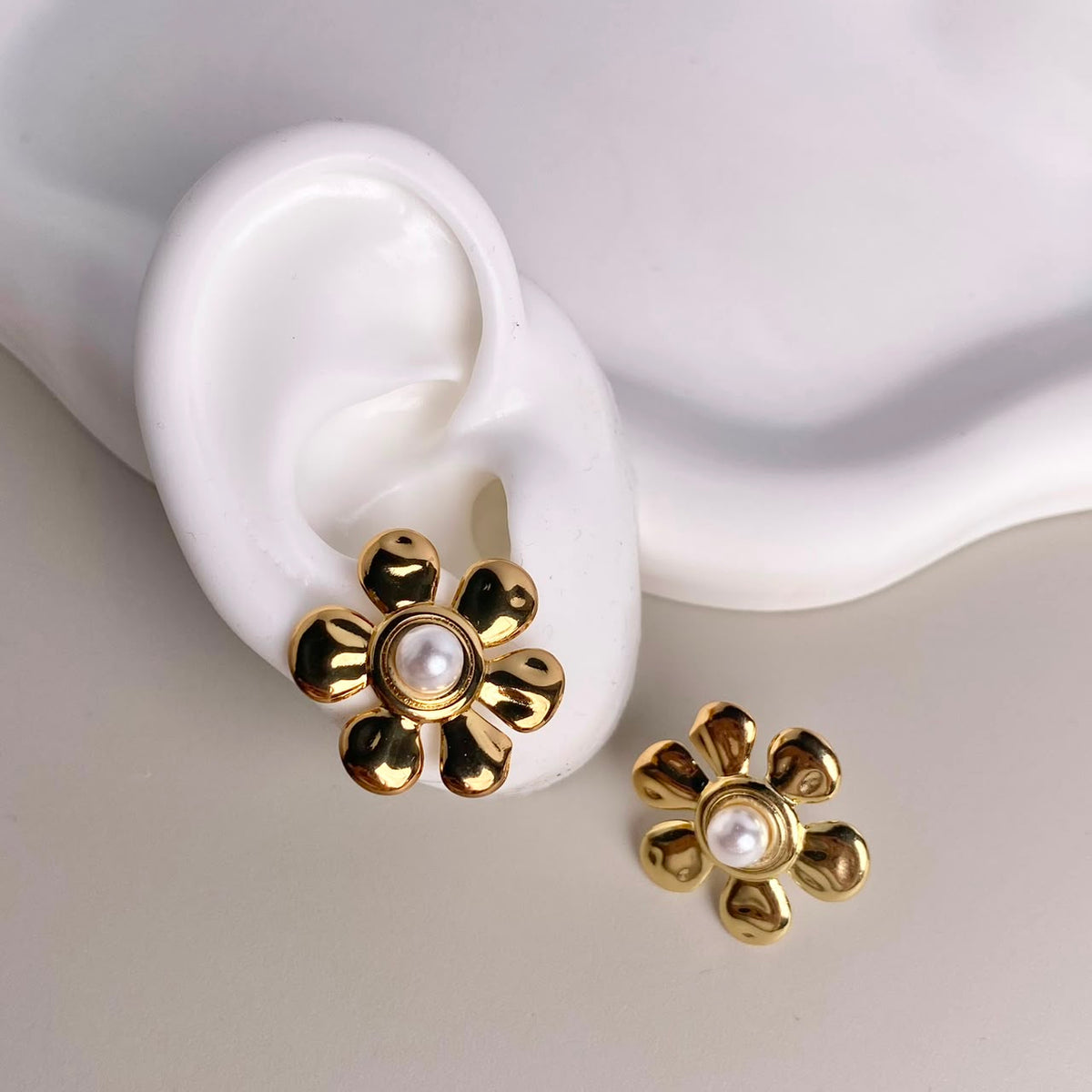 ARETES FLORES