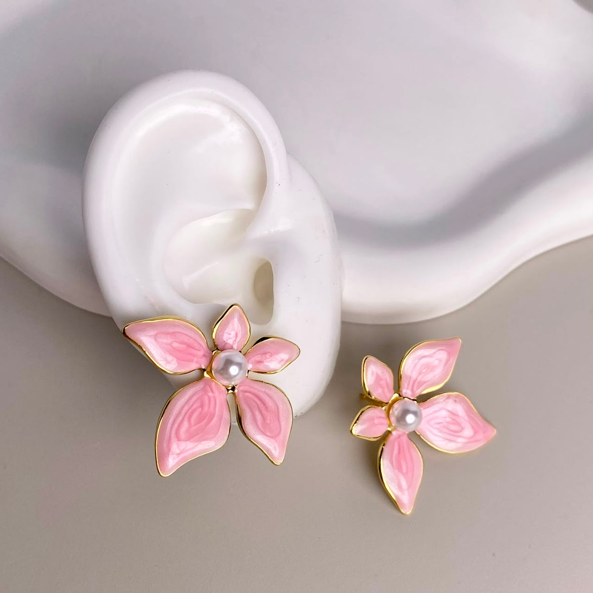 ARETES FLOR