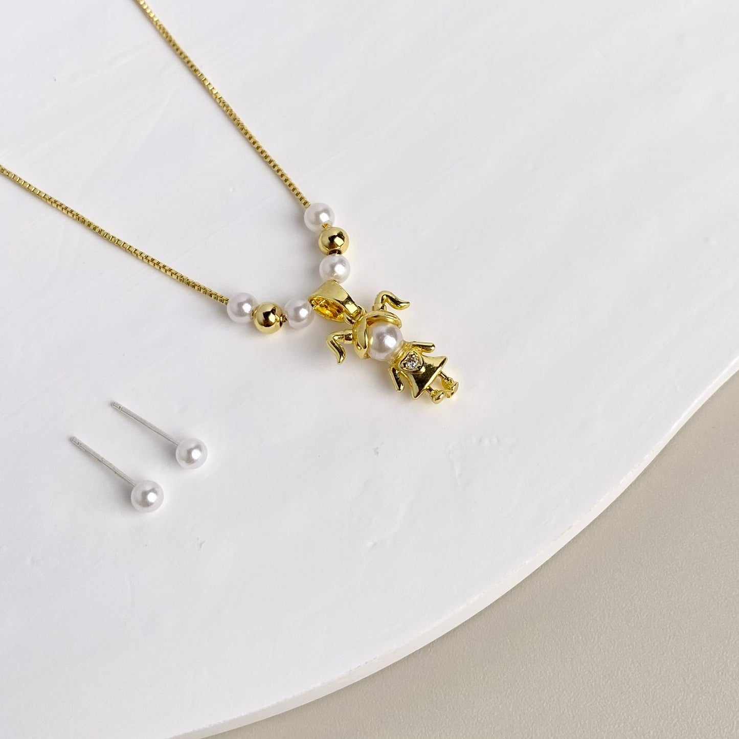 SET NIÑA CON PERLAS